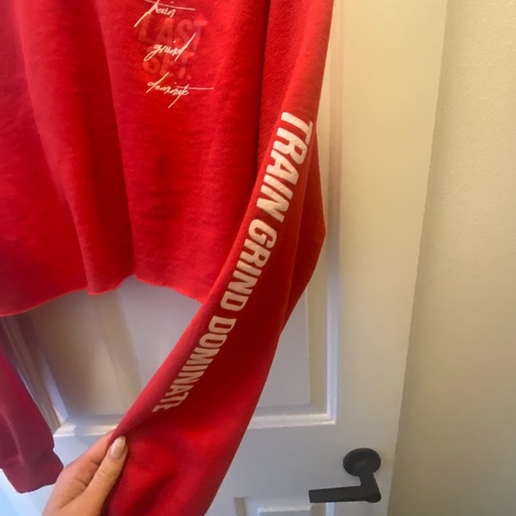 Cropped gym sweatshirt - Picture 3 of 4